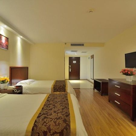 Greentree Alliance Beijing West Railway Station Zhanqian North Square Hotel Bagian luar foto