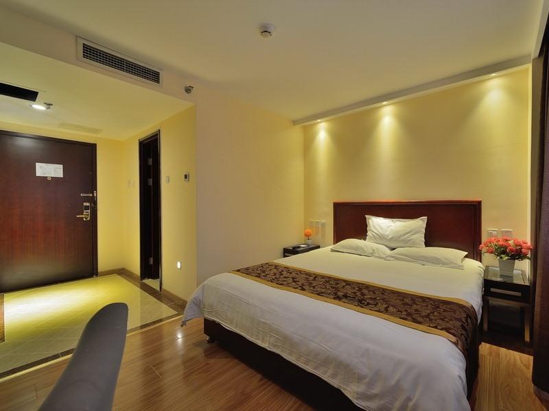 Greentree Alliance Beijing West Railway Station Zhanqian North Square Hotel Bagian luar foto